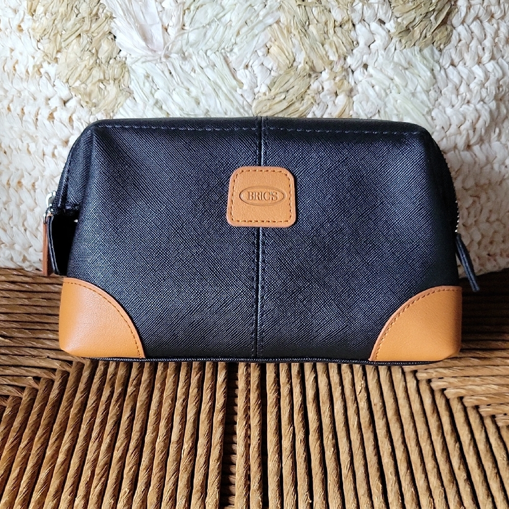 Bric's, black/tan toiletry bag, made exclusively for Qatar airways